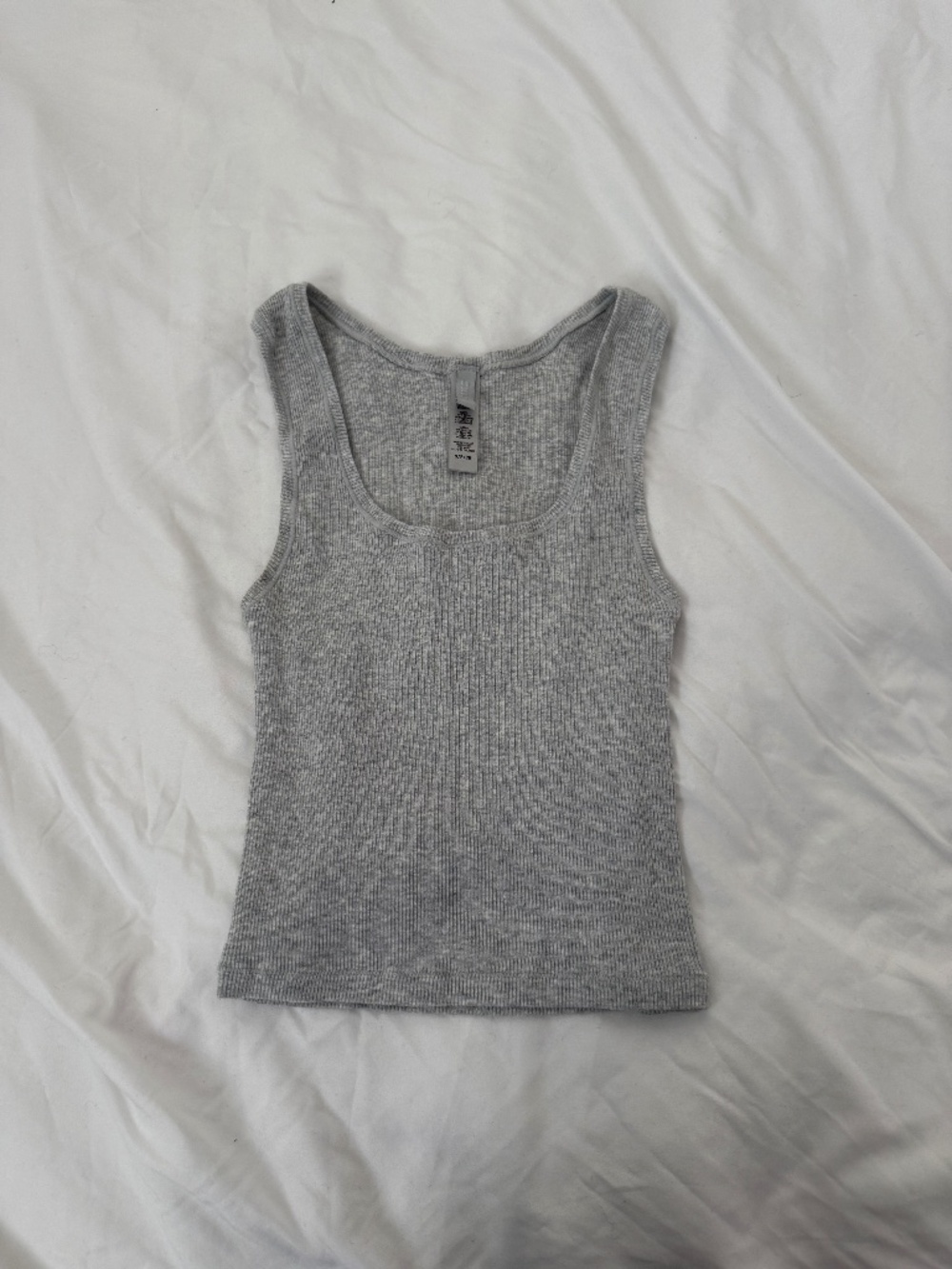 skims grey tank top   size small  details: -stretchy  -scoop neck  -perfect cond